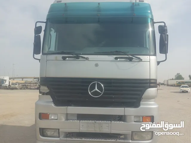 راس تريلا اكترس ميجاسبيس موديل 2000 ماكينه 1840
