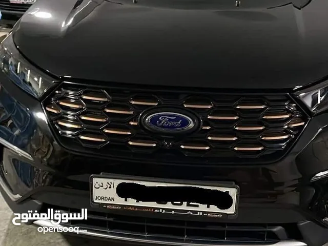 فورد تيتوري 2021 تيتانيوم أعلى صنف بحالة الوكاله ماشية 40 الف فقط