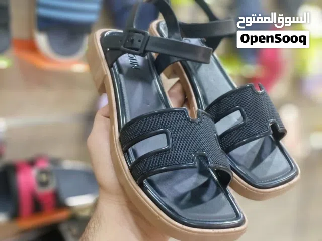 Black Comfort Shoes in River Nile