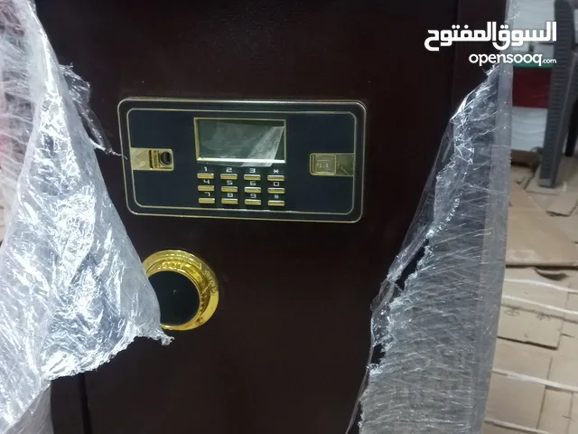 خزنه ضد الحريق مميزة جدا 60 كيلو مقاس 60 سم ثقيله جدا جدا