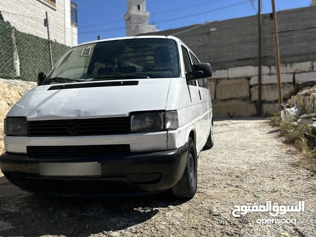 Used Volkswagen Transporter in Hebron