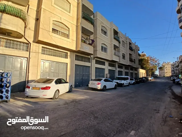 شقق للإيجار متوفّر 1، 2 أو 3 غرف نوم في العيزرية قُرب معبر الزيتونة