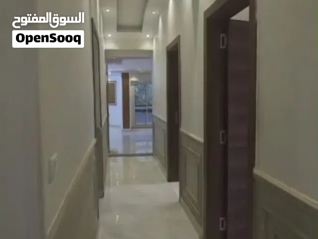 فرصه لا تعوض شقه للبيع تصلح سكنى او ادارى بالقرب من السراج مول مدينه نصرCode T509