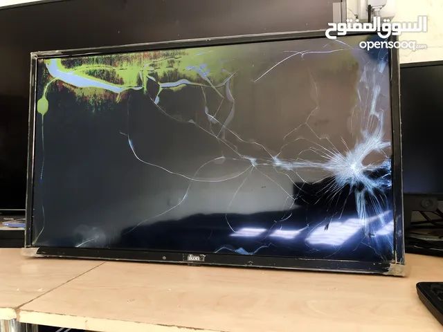 IKon LCD 32 inch TV in Al Riyadh