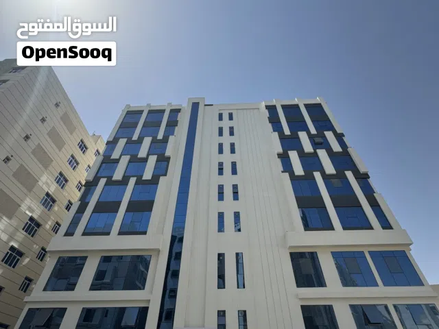 محل للبيع في بوشر امام عمان مول موقع مميز وسعر فرصه