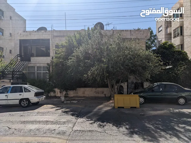 165m2 2 Bedrooms Townhouse for Sale in Amman Um Uthaiena