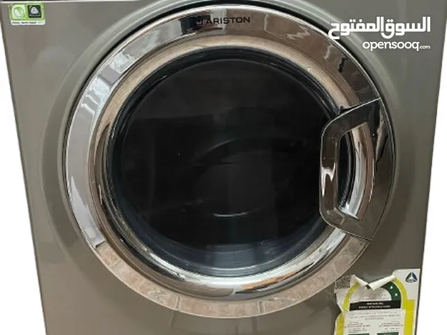 غسالة أريستون 9 كيلو ، 6 كيلو تنشيف - تحتاج صيانة