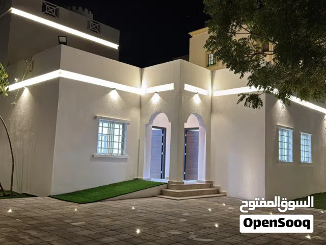 فرصة لا تعوض لامتلاك فيلا مميز بموقع هادئ وقريب من جميع الخدمات
