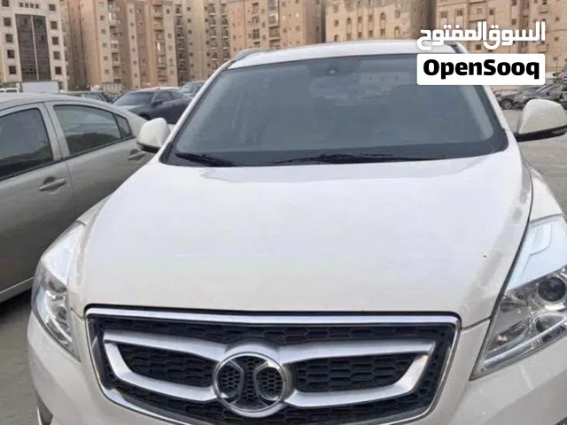 2017 بايك الفئة X Standard