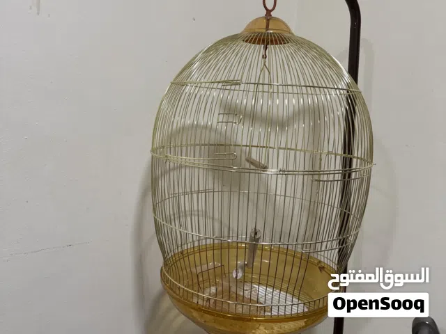 قفص للطيور احجام صغيرة او متوسطة مع قاعدة Bird cage for small to medium sized birds with stand