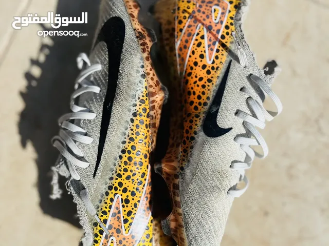 42.5 Sport Shoes in Tripoli