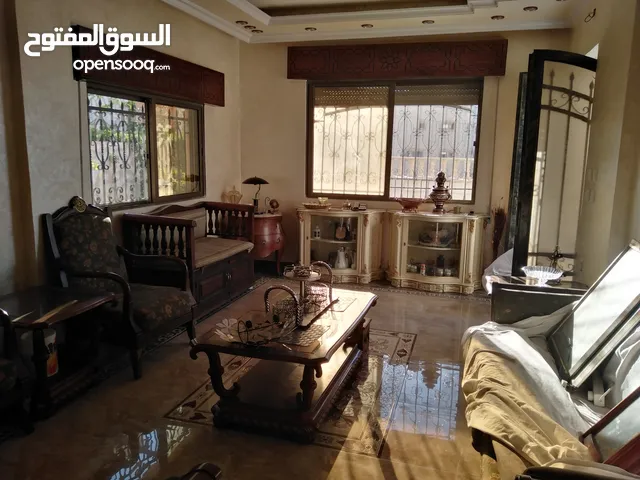 300m2 2 Bedrooms Townhouse for Rent in Zarqa Al Zawahra