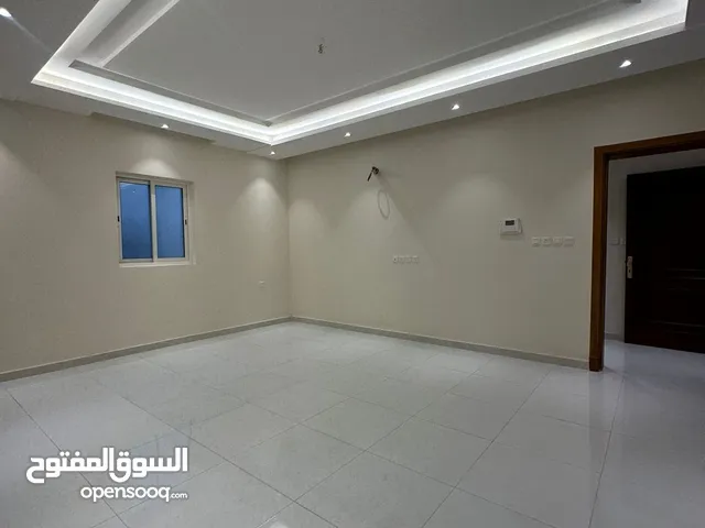 190 m2 3 Bedrooms Apartments for Rent in Al Riyadh Other