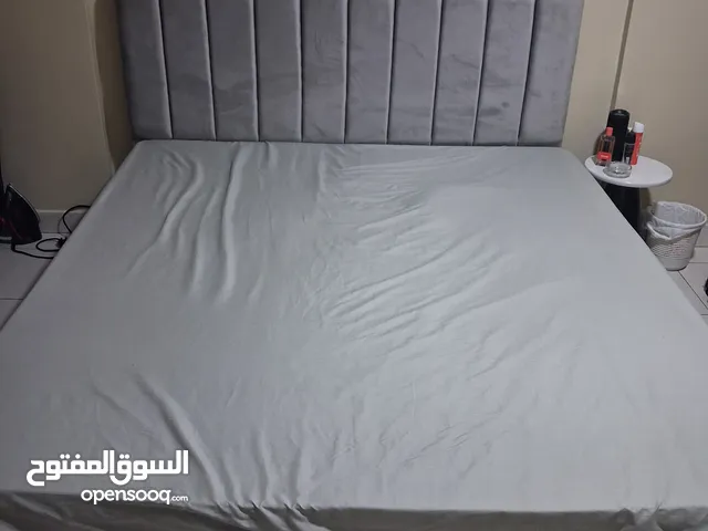 للبيع سرير نفرين