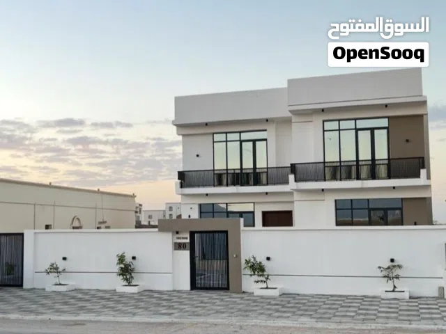 ڤيلا فاخرة للبيع ( جديدة بتصميم حصري )