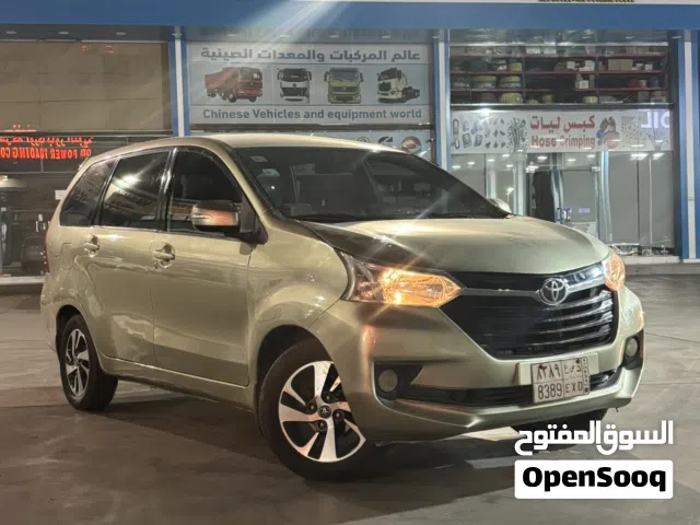 2018 تويوتا افانزا Standard