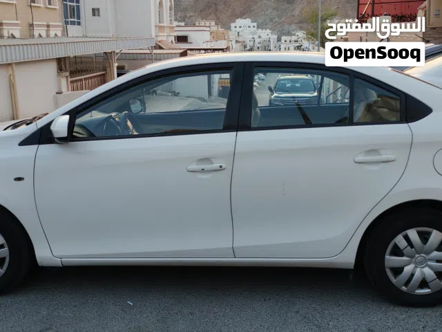 TOYOTA YARIS GOOD CONDITION