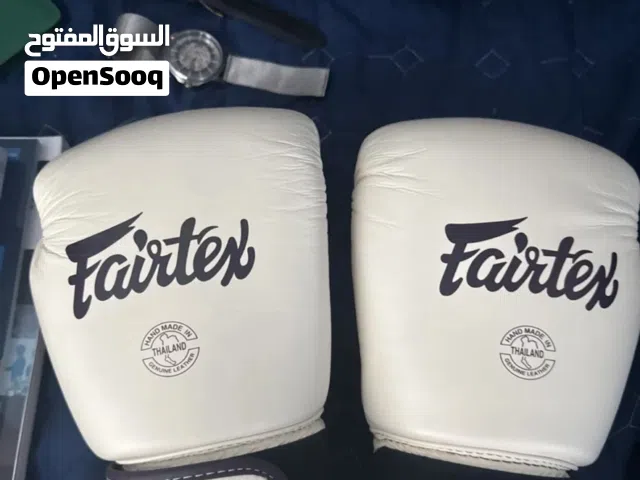 Fairtex BGV1 Boxing Gloves – 16 oz – Like New