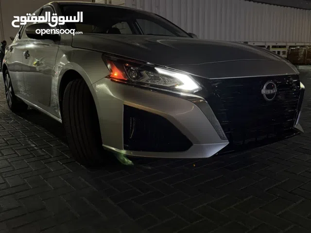 Used Nissan Altima in Ajman