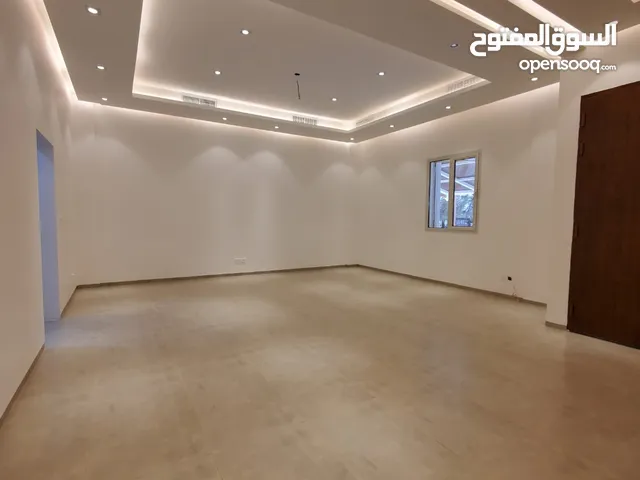 0 m2 4 Bedrooms Apartments for Rent in Hawally Mishrif