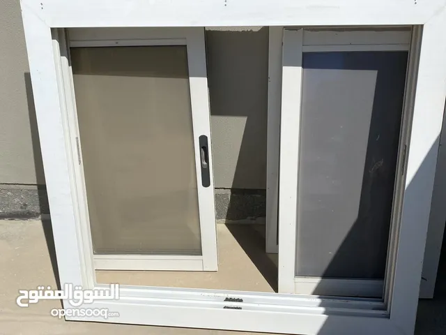 للبيع دريشة المنيوم حجم 37 في 41 For sale windows aluminum 37x41