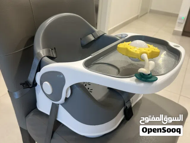 Baby adjustable booster chair كرسي طعام أطفال قابل للتمدد