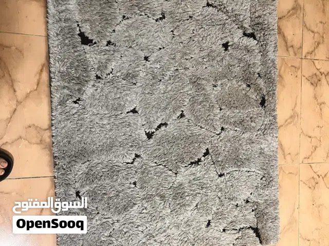 4 قطع سجاد شاجي مستعمل بحالة جيده جدا