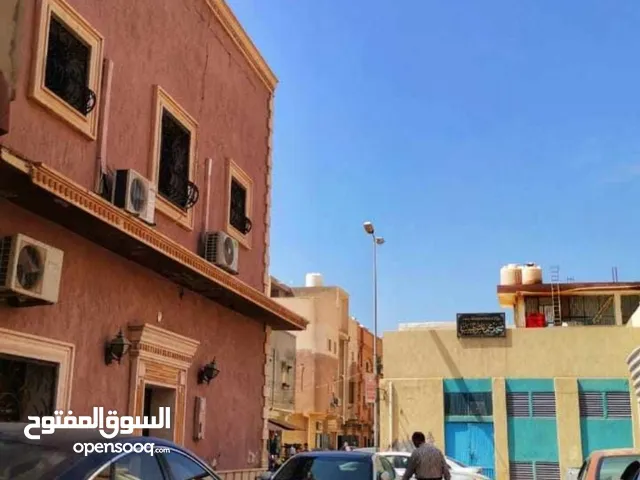 285 m2 5 Bedrooms Townhouse for Sale in Tripoli Edraibi