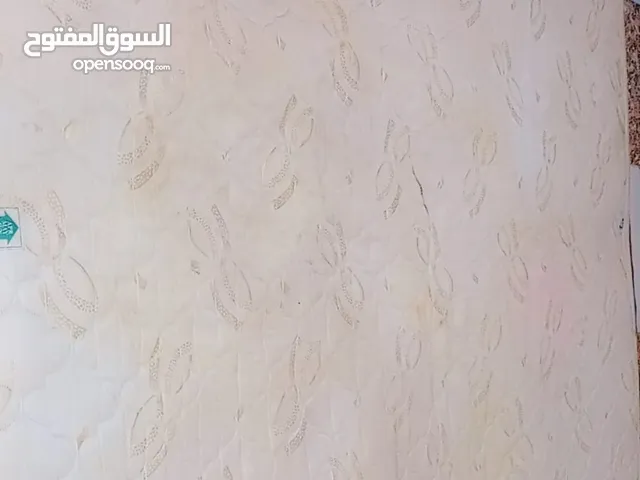 فرشات ومنسوجات