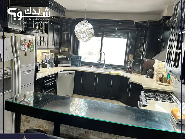200m2 3 Bedrooms Apartments for Sale in Ramallah and Al-Bireh Sathi Marhaba