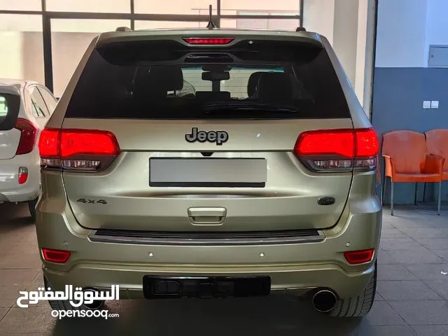 جيب شيروكي اوفر لاند 2012 محولة بشكل كامل بانوراما
