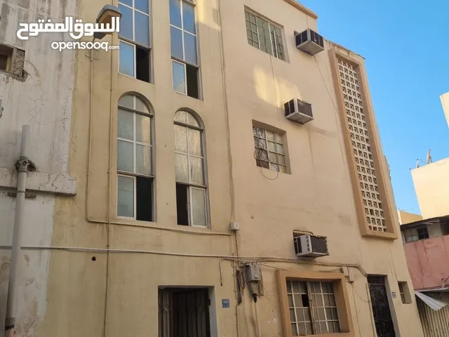 4 Floors Building for Sale in Manama Manama Center