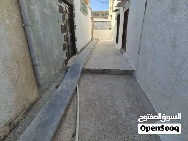 72 m2 2 Bedrooms Apartments for Sale in Zarqa Al Zarqa Al Jadeedeh