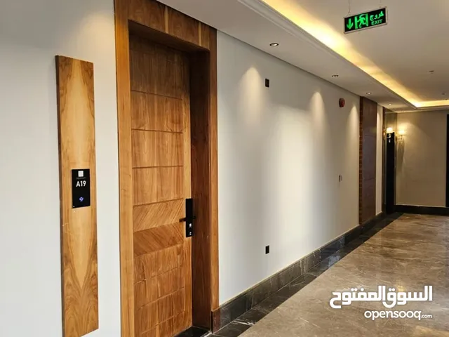 130 m2 3 Bedrooms Apartments for Rent in Al Riyadh Jarir