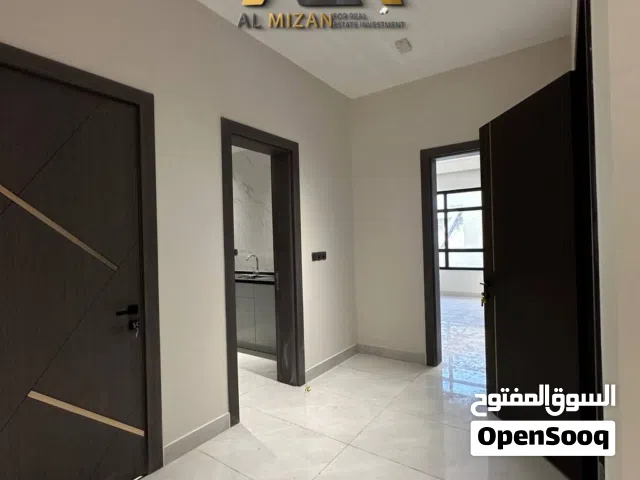 90 m2 2 Bedrooms Apartments for Rent in Basra Jaza'ir