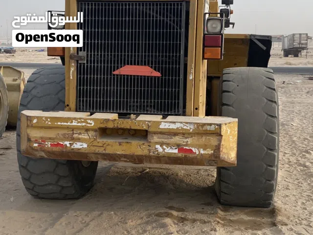 للبيع تركتر موديل 93  النوع F2 امريكي