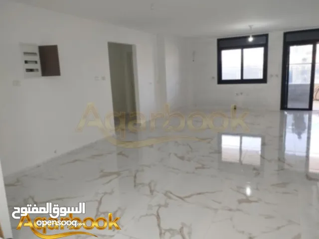 190 m2 4 Bedrooms Apartments for Sale in Ramallah and Al-Bireh Ein Musbah