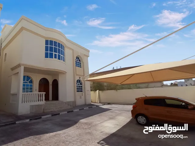 450 m2 5 Bedrooms Villa for Rent in Abu Dhabi Khalifa City
