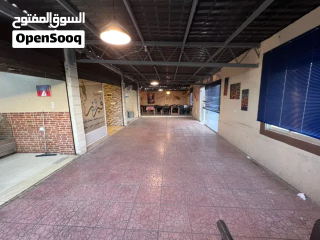 مجمع ومخازن مساحة 270 م للأيجار في شفا بدران بجانب كلية عمان الجامعية