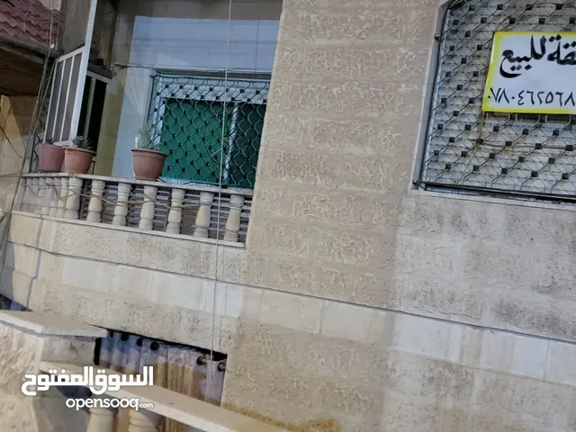 140 m2 3 Bedrooms Apartments for Sale in Zarqa Iskan Al Batrawi