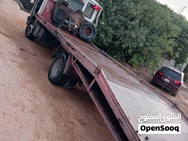 ساحبه ريكاردو للبيع مكانها غريان محرك 4 عاديه وليست كهربائيه كنبيو 5 كارونه سريعه  محرك ممتاز ......