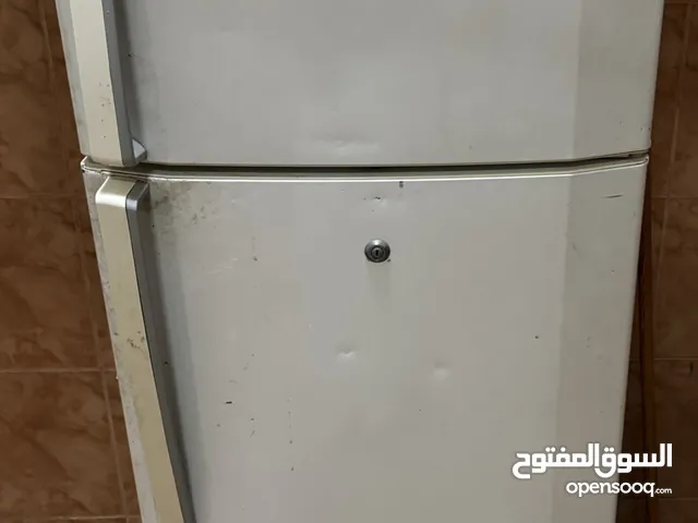 ثلاجه LG مستعمله