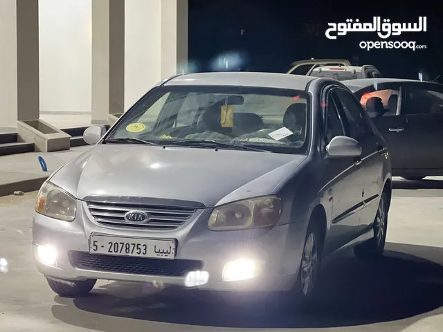 Used Kia Spectra in Tripoli