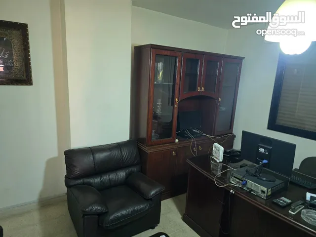 أثاث مستعمل للبيع بداعي السفر بحالة جيدة