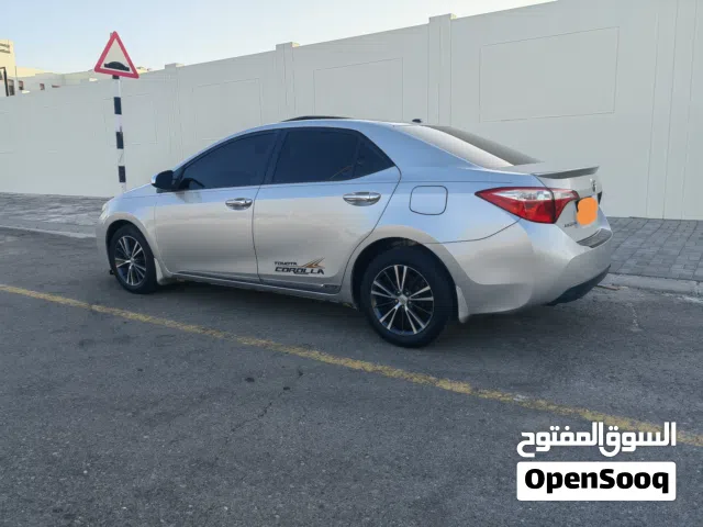 2016 تويوتا كورولا LE