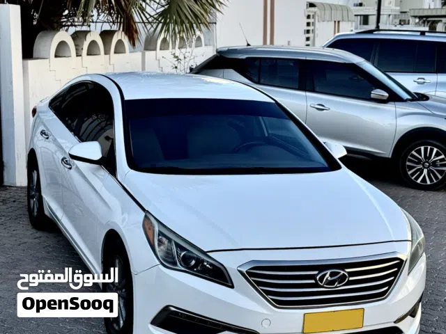 للبيع هايونداي صالون وارد سوناتا 2015