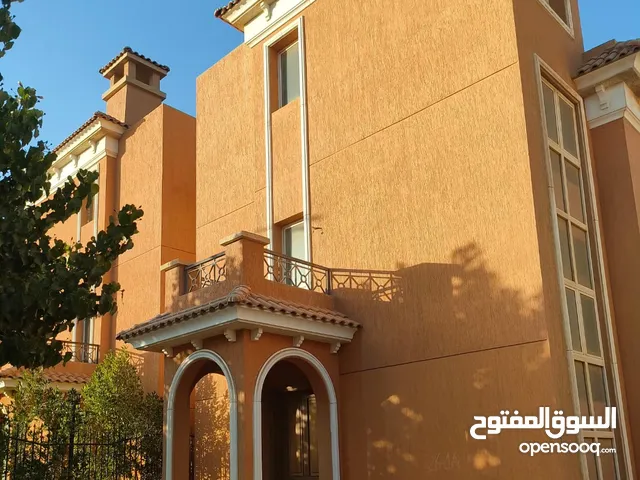 185 m2 3 Bedrooms Villa for Sale in Giza 6th of October