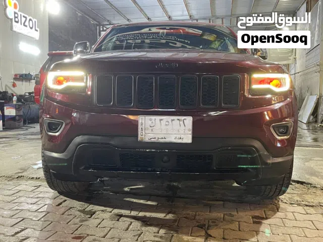 جيب شيروكي 2014 احمر