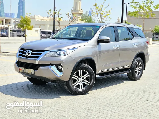 TOYOTA  FORTUNER  4×4 2019 WELL MAINTAIN CAR FOR SALE URGENTLY