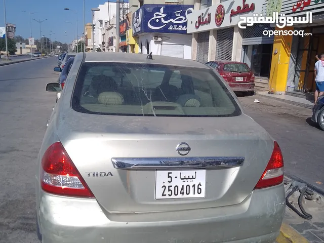 نيسان تيدا سيارة الدار ماشيه 143